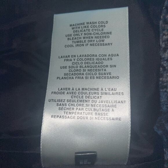 Levi's Women's Blue Plaid Cinch Waist Puffer Jacket - Picture 9 of 15